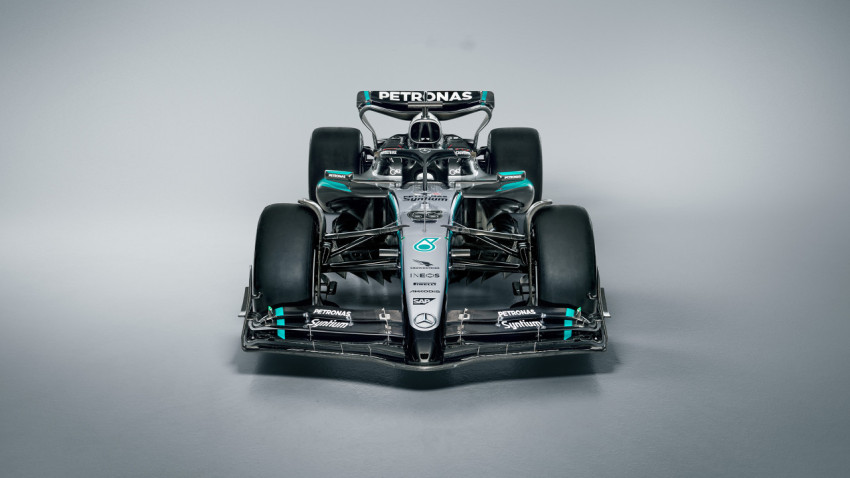 Mercedes AMG F1 W16 Performance Desktop Wallpaper