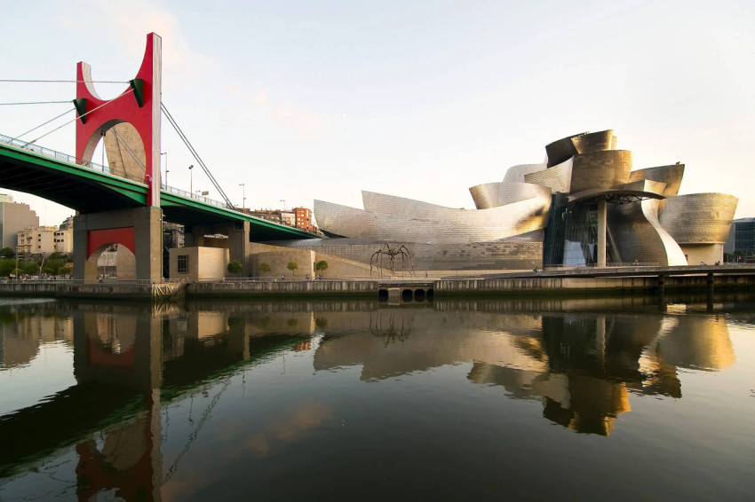 Guggenheim Museum Bilbao Images